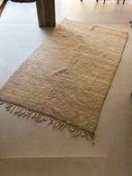 Tapijt - wol, Huis en Inrichting, Stoffering | Tapijten en Vloerkleden, Ophalen, Wit