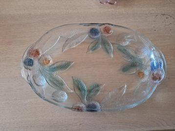 Vintage glazen fruitschaal beschikbaar voor biedingen