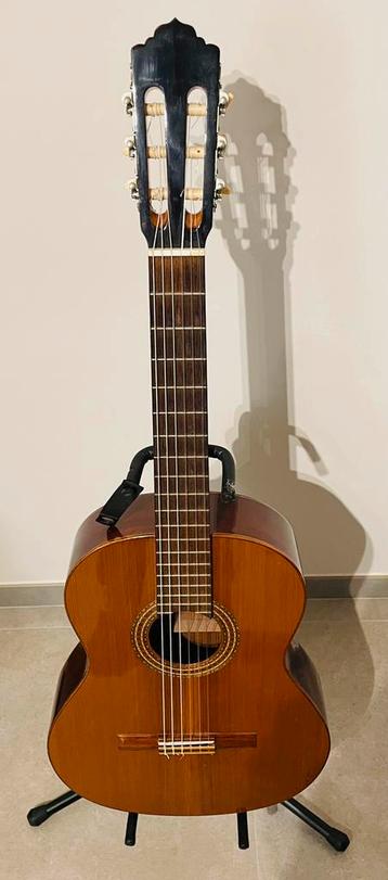 Almansa Spaanse klassieke gitaar beschikbaar voor biedingen