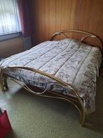Koperen bed met matras, Huis en Inrichting, Slaapkamer | Bedden, Ophalen, Tweepersoons, Zo goed als nieuw, 200 cm