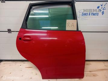Seat Altea 5P Portier Recht Achter Rood LS3H 5P0833056 04-09 beschikbaar voor biedingen