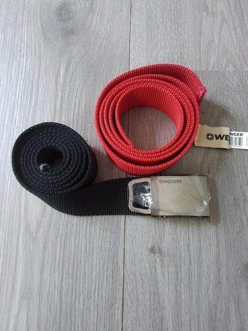 Wenger broeksriem zwart en rood verwisselbare gesp, Kleding | Heren, Riemen en Ceintuurs, Zo goed als nieuw, Riem of Ceintuur