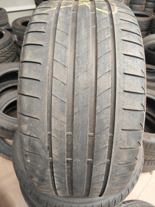 255/40r18 Bridgestone 40 € per stuk met plaatsen 255/40 r18, Auto-onderdelen, Besturing, Ophalen of Verzenden