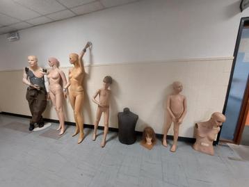 Mannequins beschikbaar voor biedingen