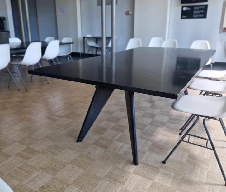 Jean Prouvé - Vitra design tafel - 4 beschikbaar, Zakelijke goederen, Kantoor en Winkelinrichting | Kantoormeubilair en Inrichting