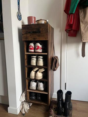 garderobe/dressoirschoenen beschikbaar voor biedingen