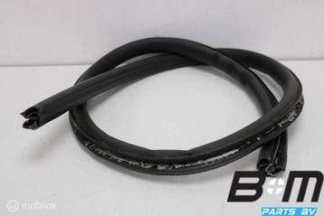Portierrubber links of rechtsonder Audi A5 8F Cab 8F0831707B beschikbaar voor biedingen