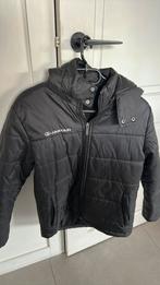 Zwarte jas Jartazi met afritsbare kap, Enfants & Bébés, Vêtements enfant | Taille 146, Enlèvement ou Envoi, Comme neuf, Manteau