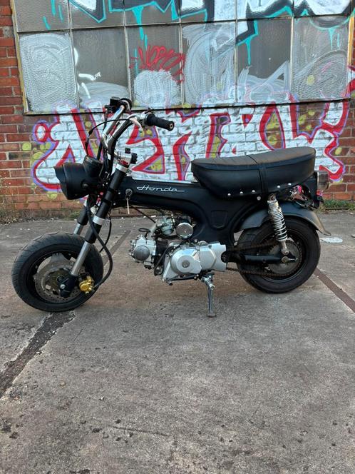 Dax - B-klasse - USD voorvork - Custom, Fietsen en Brommers, Brommers | Overige merken, Zo goed als nieuw, Ophalen of Verzenden