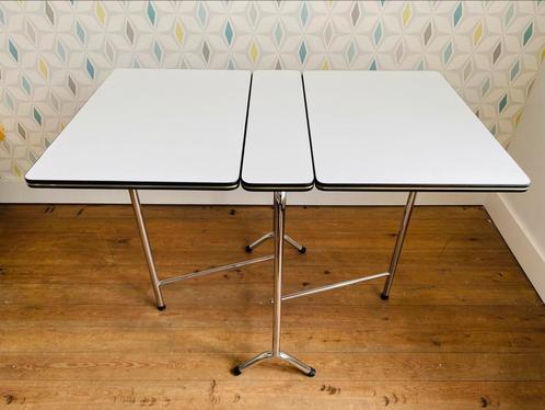 Vintage klaptafel bijzettafel, Huis en Inrichting, Tafels | Eettafels, Zo goed als nieuw, 50 tot 100 cm, 50 tot 100 cm, tot twee personen