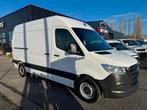 Mercedes Sprinter 2.0 cdi L2H2 camera carplay airco, Auto's, Stof, 4 cilinders, 2000 kg, Wit