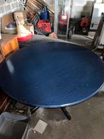 Ronde blauwe tafel, Ophalen, Gebruikt