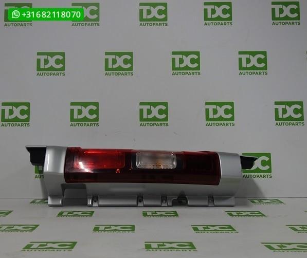 Renault Trafic ('14-'19) Achterlicht links zilvergrijs, Auto-onderdelen, Verlichting, Renault, Gebruikt, Ophalen of Verzenden