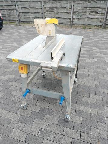zaagtafel cirkelzaag zaagmachine  beschikbaar voor biedingen