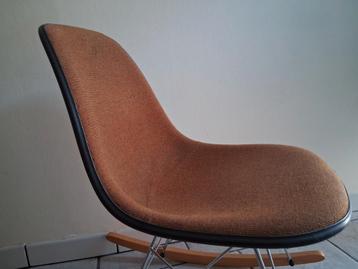 Herman miller: rocker beschikbaar voor biedingen