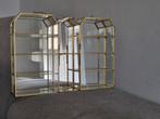 Vitrine murale en laiton, Maison & Meubles