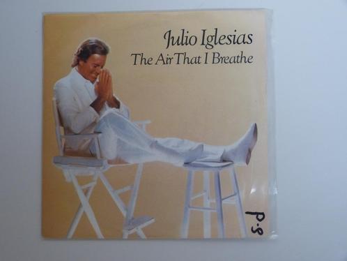 Julio Iglesias ‎– The Air That I Breathe - bambou medley, CD & DVD, Vinyles Singles, Utilisé, Single, Pop, 7 pouces, Enlèvement ou Envoi