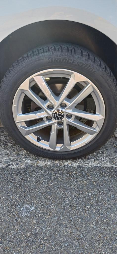 VW-Audi jantes d'origine 5x112 17", Autos : Pièces & Accessoires, Pneus & Jantes, Pneu(s), Pneus hiver, 17 pouces, 205 mm, Utilisé