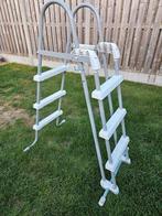 Ladder voor zwembad, max 105cm, Ophalen, Gebruikt, Ladder
