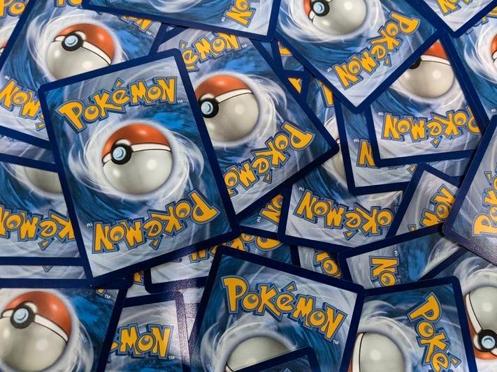 Opzoek naar oude Pokémon kaarten, Verzamelen, Supermarktacties, Ophalen of Verzenden