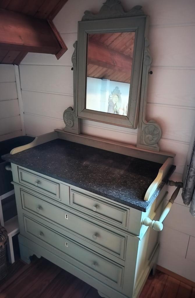 Antieke kaptafel met marmeren blad GRATIS, Maison & Meubles, Armoires | Secrétaires, Enlèvement