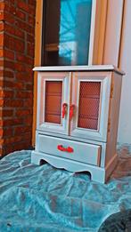 Vintage sieraden/poppenhuis kastje, Ophalen, Zo goed als nieuw, Poppenhuis