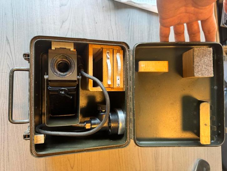 Militaire optische testkoffer SRPI Puteaux NoB85 – zeldzaam, Verzamelen, Militaria | Algemeen, Landmacht, Ophalen