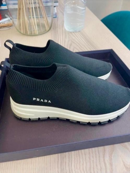 Chaussures femme Prada originales, Kleding | Dames, Schoenen, Zo goed als nieuw, Zwart, Ophalen