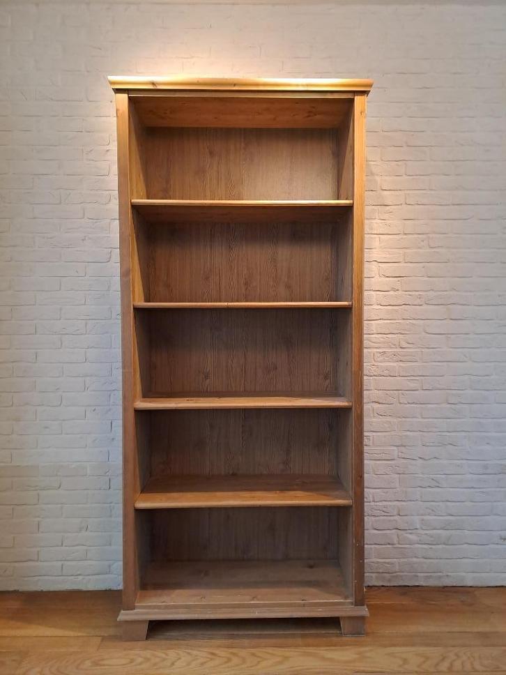 tijdloze en stevige boekenkast (85x191,5x34,5), Huis en Inrichting, Kasten | Boekenkasten, Zo goed als nieuw, 50 tot 100 cm, 150 tot 200 cm