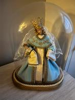 Madonna met kind onder stolp, Ophalen, Gebruikt