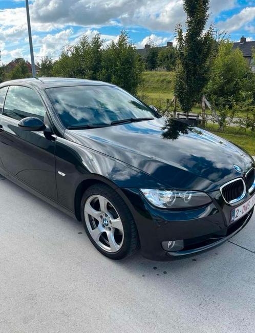 Verkoop Bmw e92 benzine 2009, Auto's, BMW, Particulier, 3 Reeks, Benzine, Euro 6, Coupé, 3 deurs, Handgeschakeld, Zwart, Zwart