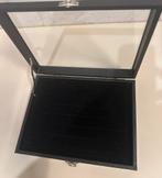 Grote juwelen kistje voor een 50 tal ringen in op te bergen, Ophalen, Zo goed als nieuw
