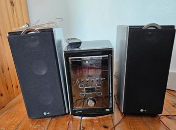 Hifi-systeem, radio, cd-speler, MP3,... beschikbaar voor biedingen