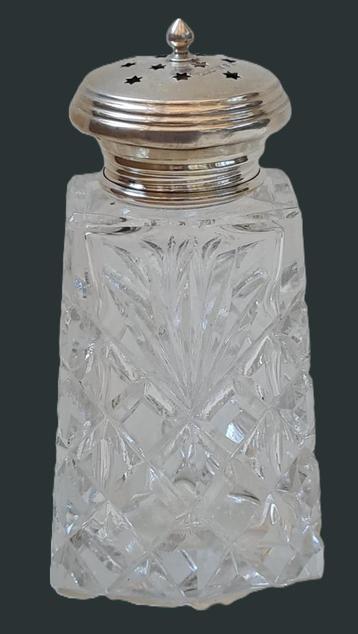 Geslepen kirstal en Silver suikerstrooier 1962 beschikbaar voor biedingen