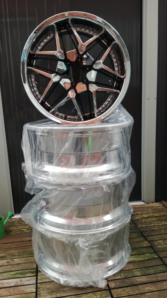 A vendre jantes sporza 18p neuve, Auto-onderdelen, Banden en Velgen, Velg(en), 18 inch, Personenwagen, Nieuw, Ophalen