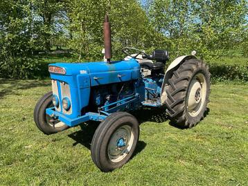 Tracteur Ford Super Dexta Oldtimer, Oldtimer/Ancêtre, Ford