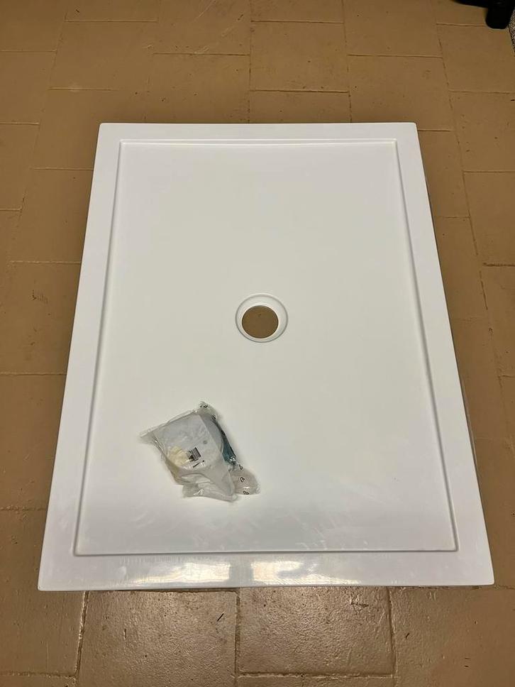 Nieuwe douchetub (olympic plus Novellini) met sifon, Doe-het-zelf en Bouw, Sanitair, Nieuw, Douche, Ophalen