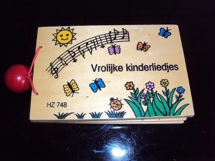 Houten boekje met gekende vrolijke kinderliedjes!!!, Kinderen en Baby's, Speelgoed | Houten speelgoed, Ophalen of Verzenden