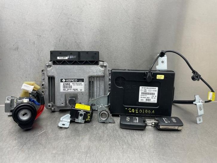 COMPUTER CONTACTSLOT Hyundai i30 (GDHB5) (|391012BEM0|), Auto-onderdelen, Elektronica en Kabels, Hyundai, Gebruikt