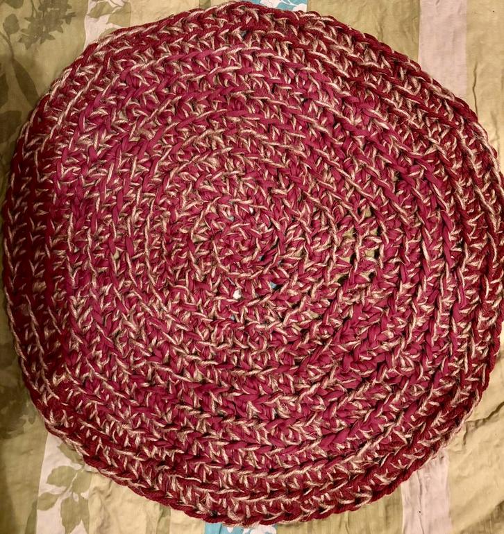 Tapis décoratif en jute, Maison & Meubles, Canapés | Repose-pieds & Poufs, Neuf, Enlèvement