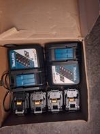 Makita 3.0Ah, 4 stuks en 2 snelladers, Hobby en Vrije tijd, Elektronica-componenten, Ophalen