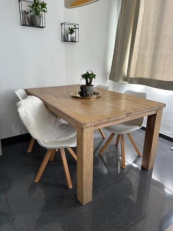 Table en bois massif avec quatre chaises, Enlèvement ou Envoi, Utilisé, Cinq personnes ou plus, Rectangulaire