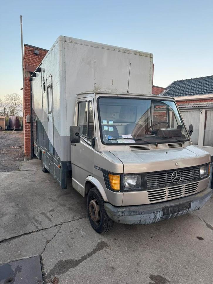 Fourgon pour chevaux, Animaux & Accessoires, Chevaux & Poneys | Semi-remorques & Remorques, Enlèvement