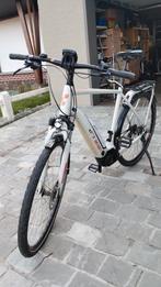 Fiets electrisch tot 25 km /uur merk CUBE, Ophalen, 28 inch