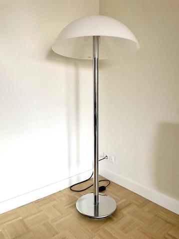 Lampadaire iGuzzini beschikbaar voor biedingen
