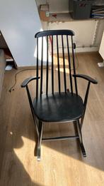 Vintage houten schommelstoel. Gebruikt maar in goede staat., Antiek en Kunst, Ophalen