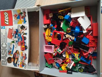 Doos lego blokken  beschikbaar voor biedingen