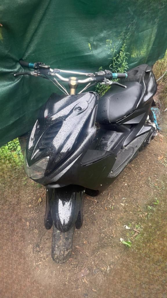 Mbk nitro a vendre, Fietsen en Brommers, Scooters | Yamaha, Gebruikt, Aerox, Klasse A (25 km/u), Benzine, Ophalen