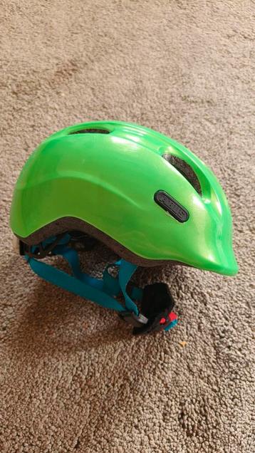 Fietshelm kind - ABUS groen - maat 45-50cm  beschikbaar voor biedingen