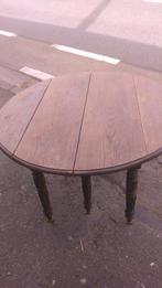 table ronde six pieds avec allonges, Antiquités & Art, Antiquités | Meubles | Tables, Enlèvement